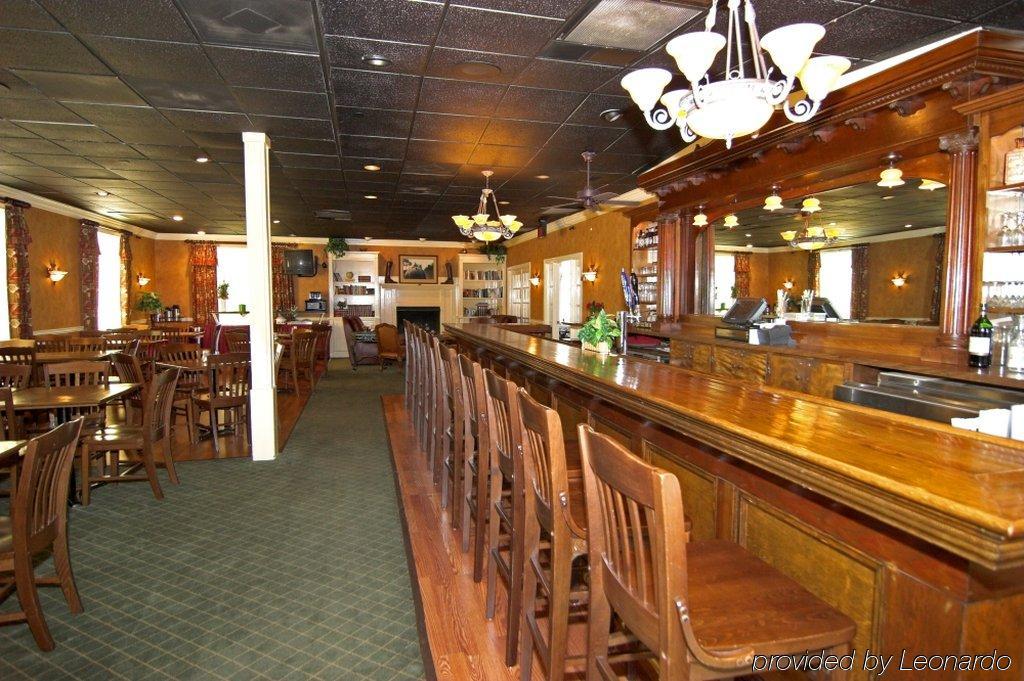 White Columns Inn Thomson Restoran foto